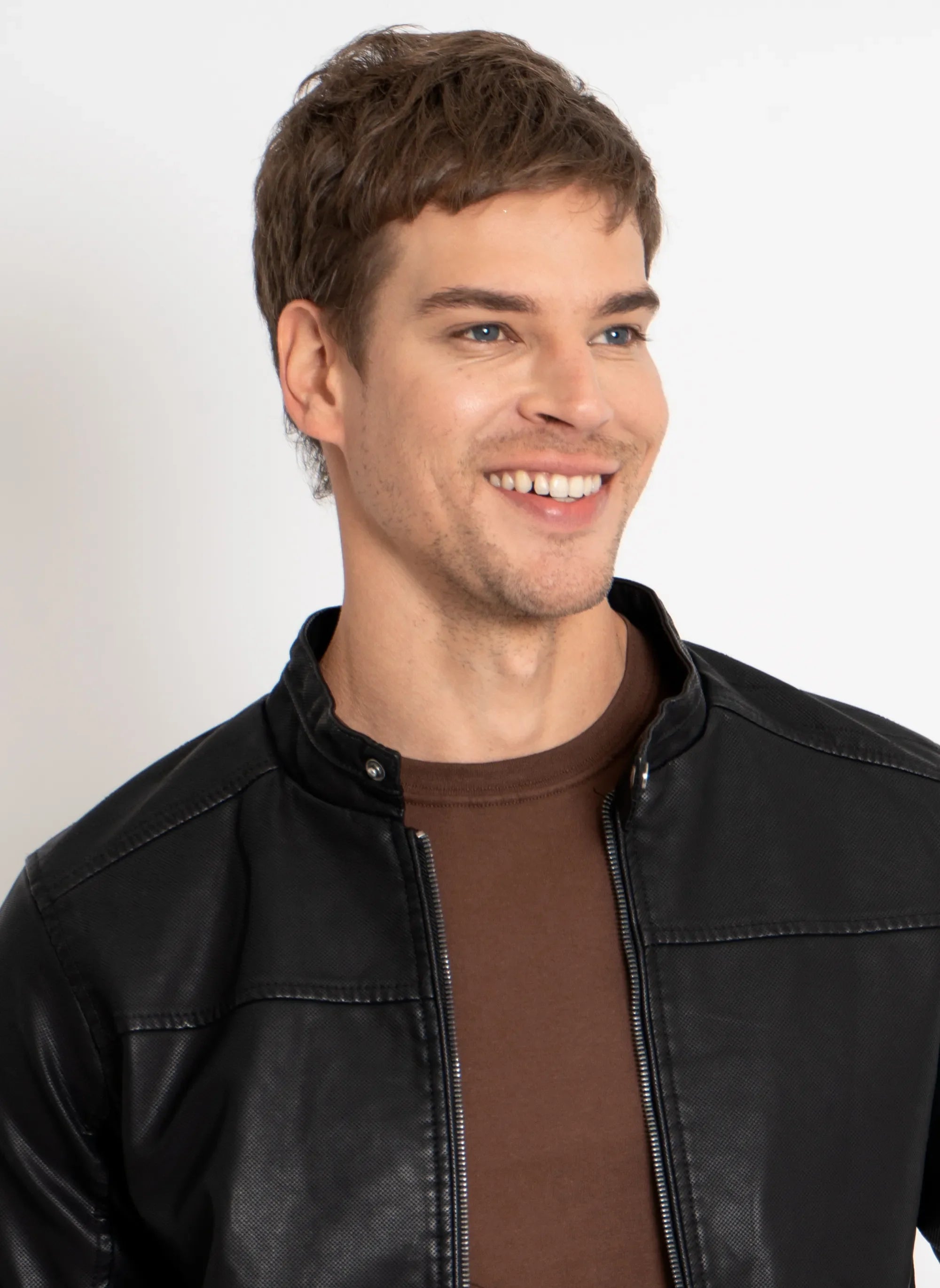 LEVE 2 PAGUE 1 - Jaqueta Masculina de Couro Italiano